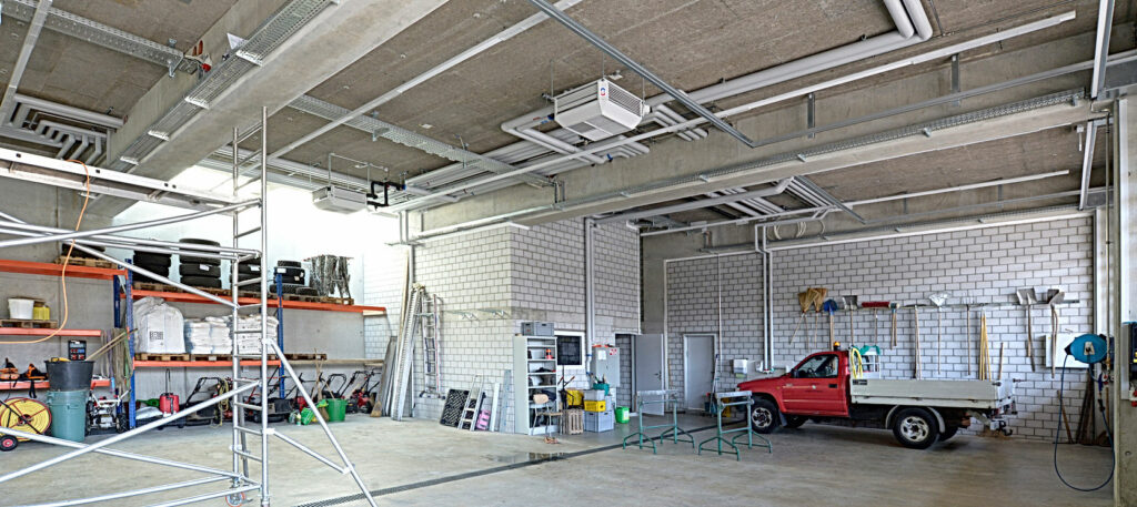 Caserne et locaux de la voirie, Cully